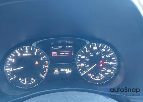 2015 Nissan Pathfinder S из США, поврежденный, VIN 5N1AR2MM0FC723353